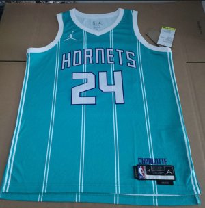 Maillot de Basket #24 Miller Hornets Bleu